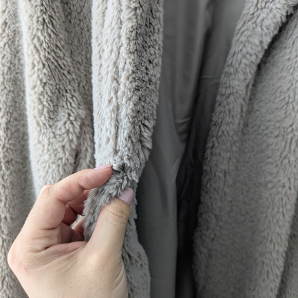 BB Dakota Cozy Gray Teddy Jacket - Picture 3 of 5